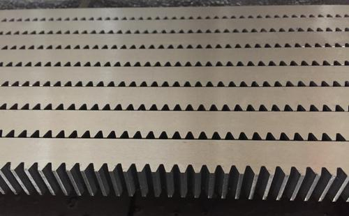 齒條插齒加工質量需要綜合控制 齒條插齒加工質量需要綜合控制